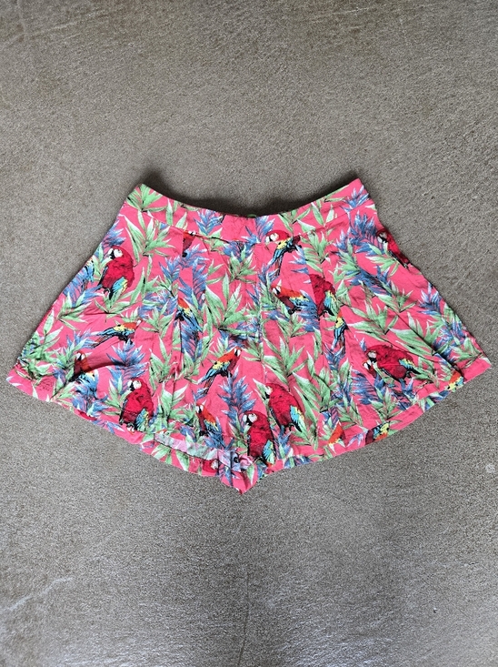 Forever 21 Pants - Forever 21 Hot Pink Parrot Print Bermuda Shorts
